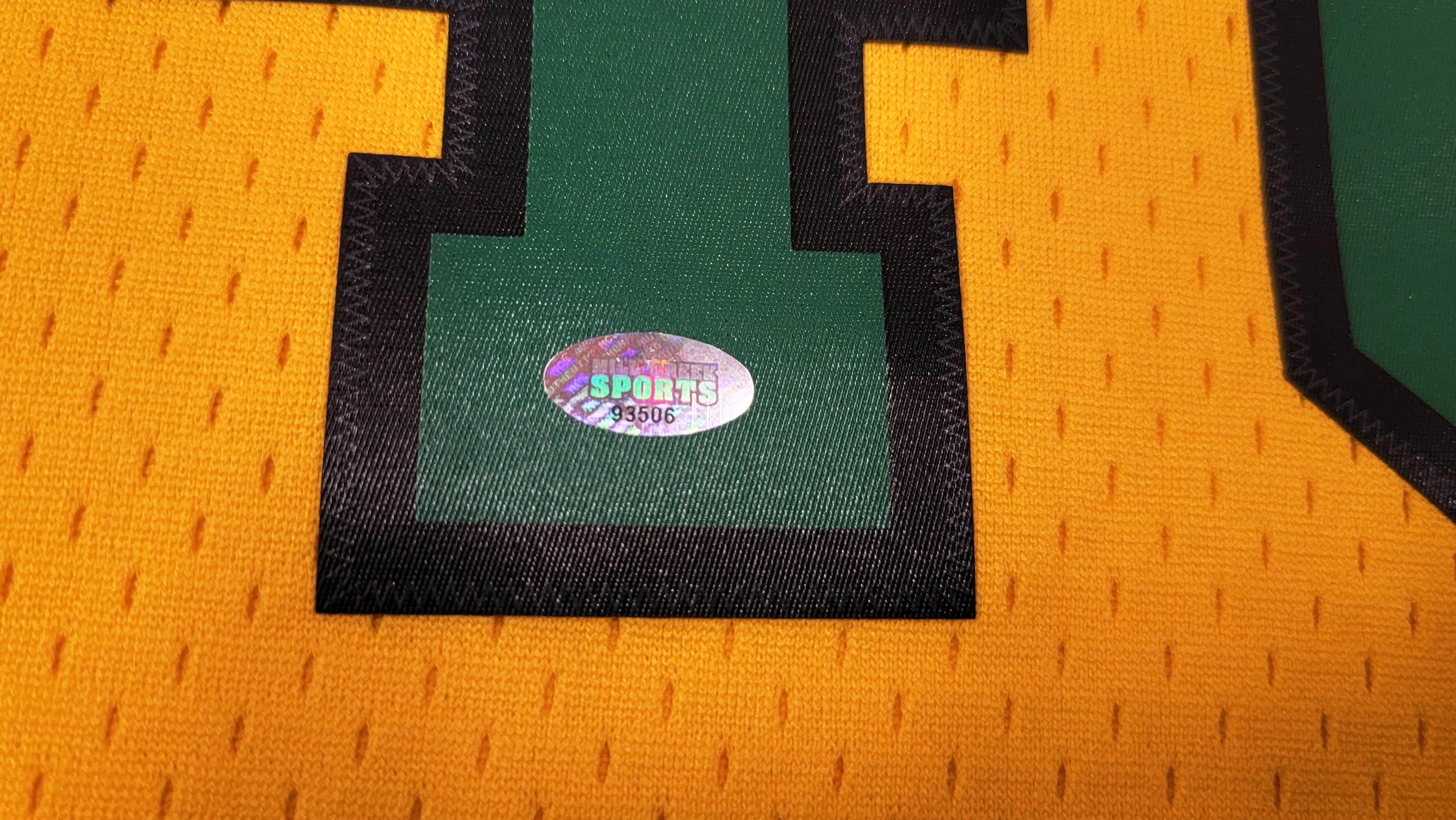Seattle Supersonics Shawn Kemp Autographed 1994-95 Mitchell & Ness Hardwood Classics Yellow Jersey Size XXL (Signed Twice) MCS Holo #93506 - Image 4