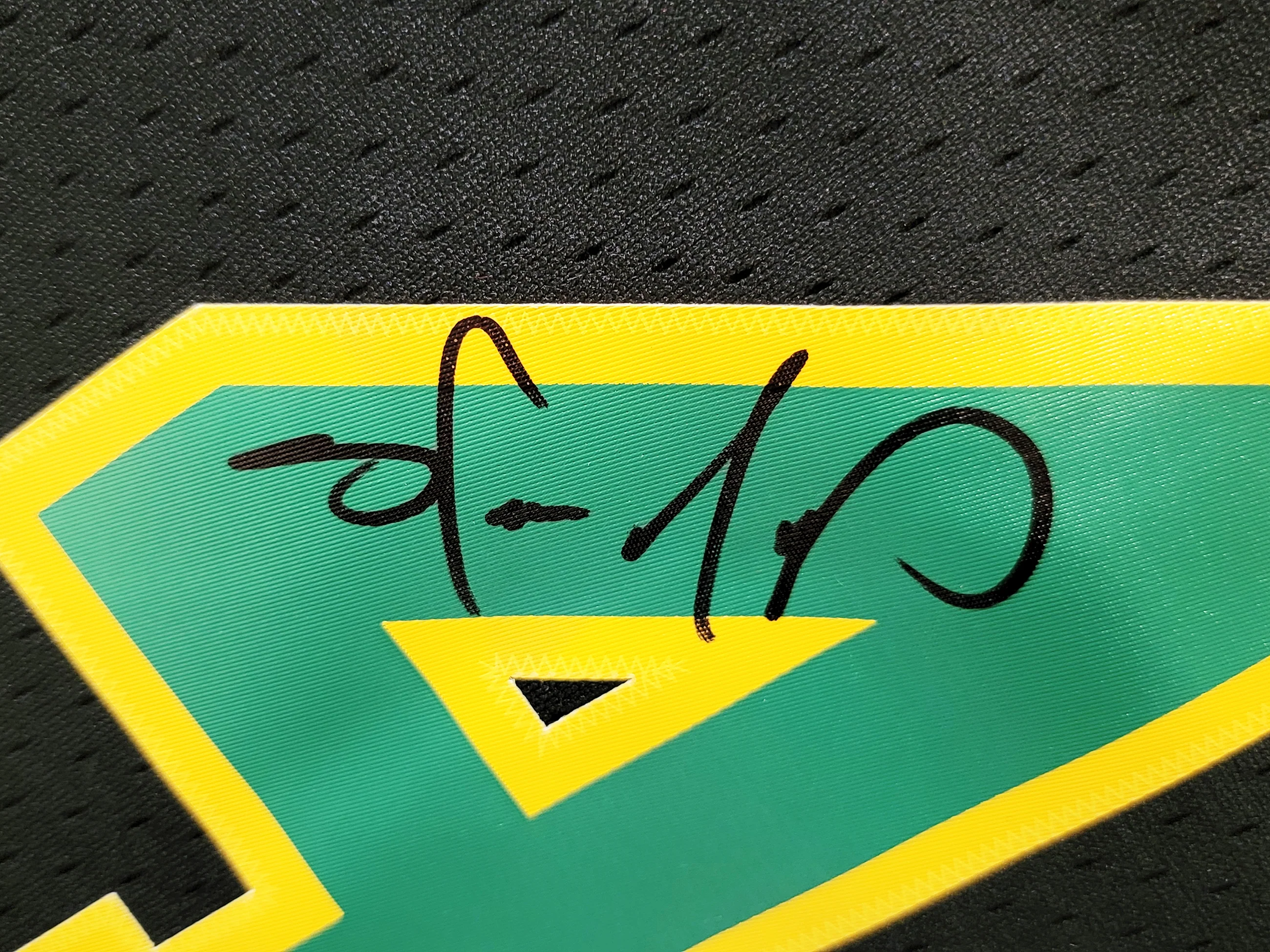 Seattle Supersonics Shawn Kemp Autographed Black Authentic Mitchell & Ness Hardwood Classics Swingman Jersey Size L MCS Holo Stock #203432 - Image 3