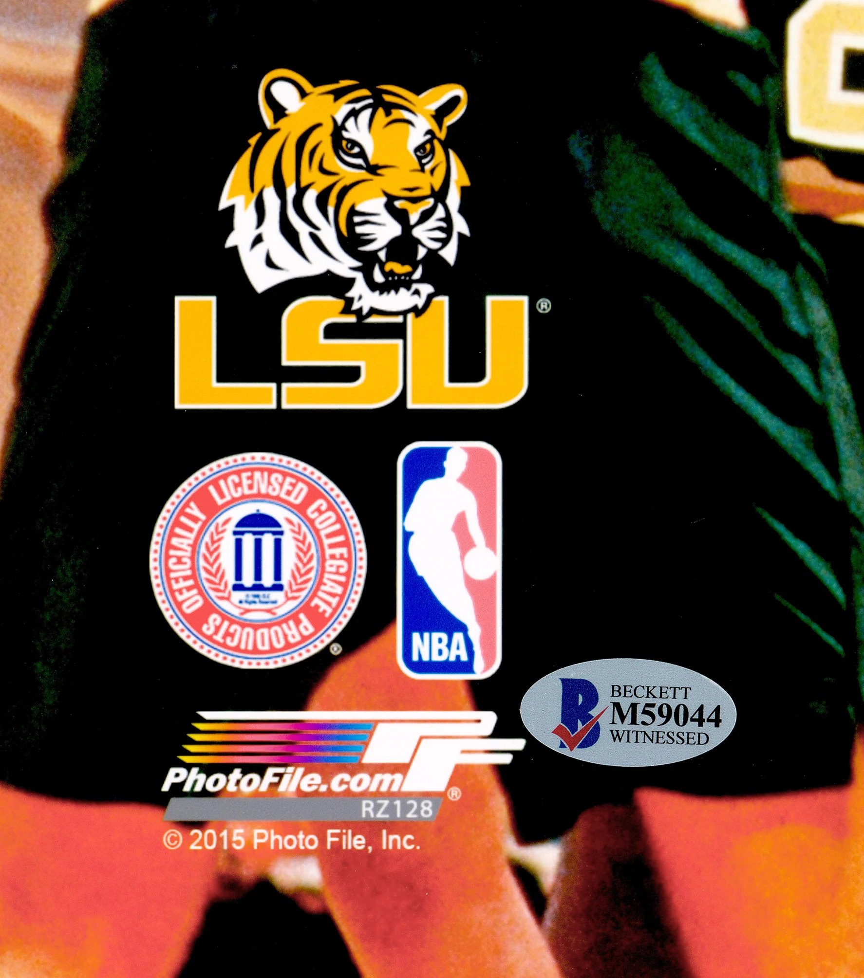 Shaquille O'Neal Autographed 16x20 Photo LSU Tigers Beckett BAS Witness Stock #232720 - Image 3