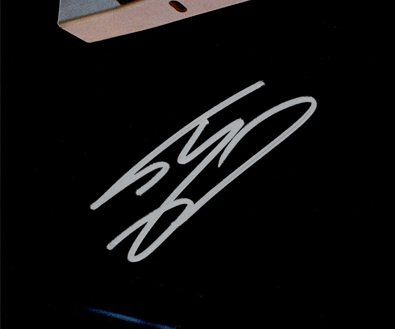 Shaquille Shaq O'Neal Autographed 16x20 Photo Los Angeles Lakers Beckett BAS Witness Stock #262077 - Image 2