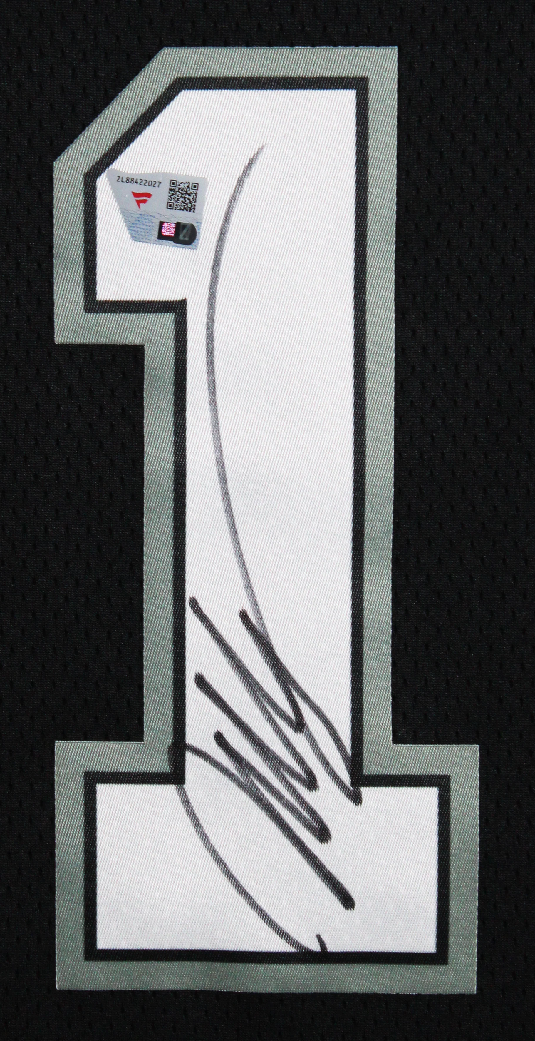 Spurs Victor Wembanyama Signed Black Nike Framed Jersey Fanatics #ZL88422027 - Image 3