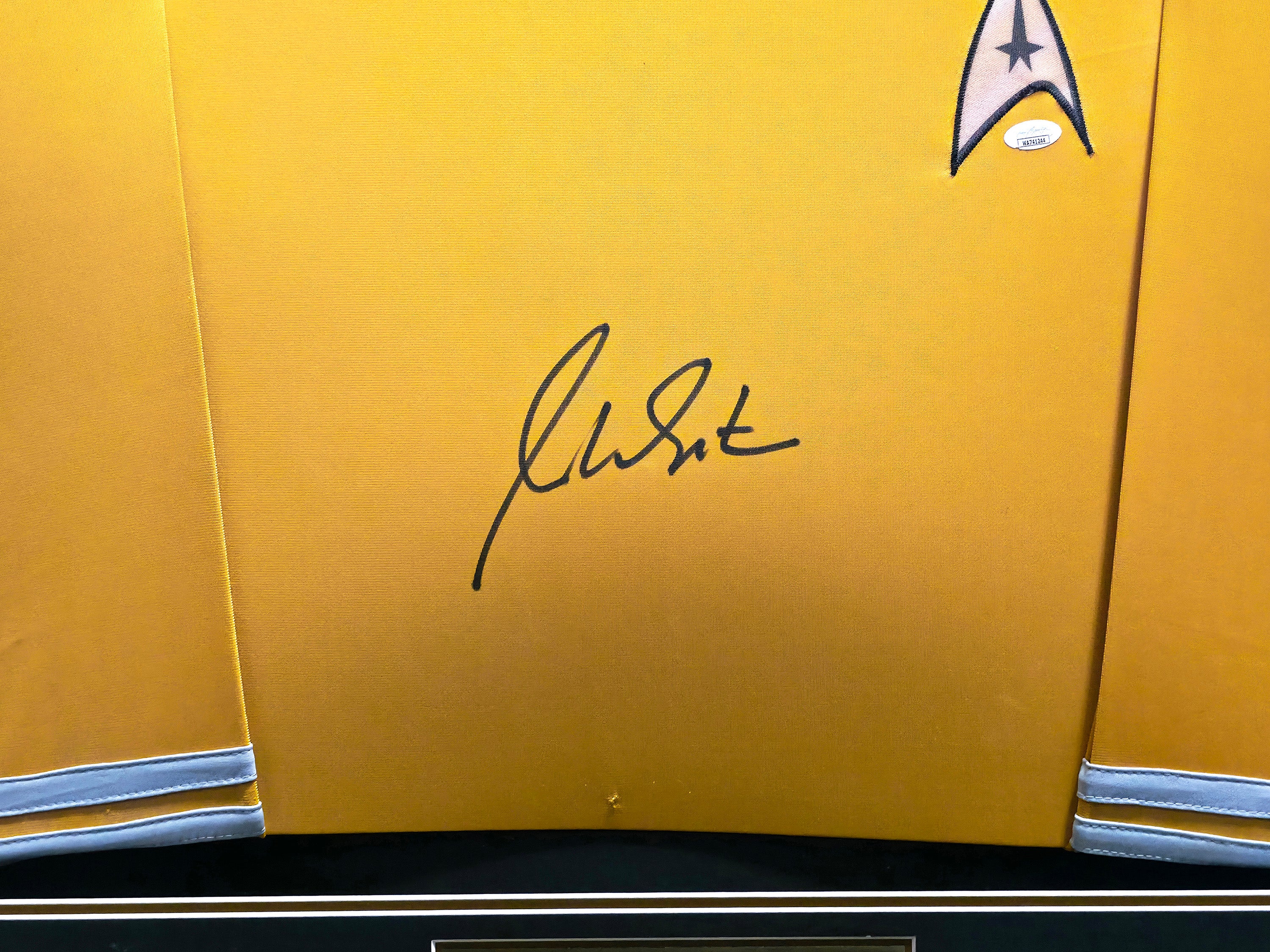 Star Trek William Shatner Autographed Framed Gold Uniform Jersey JSA Stock #256417 - Image 3