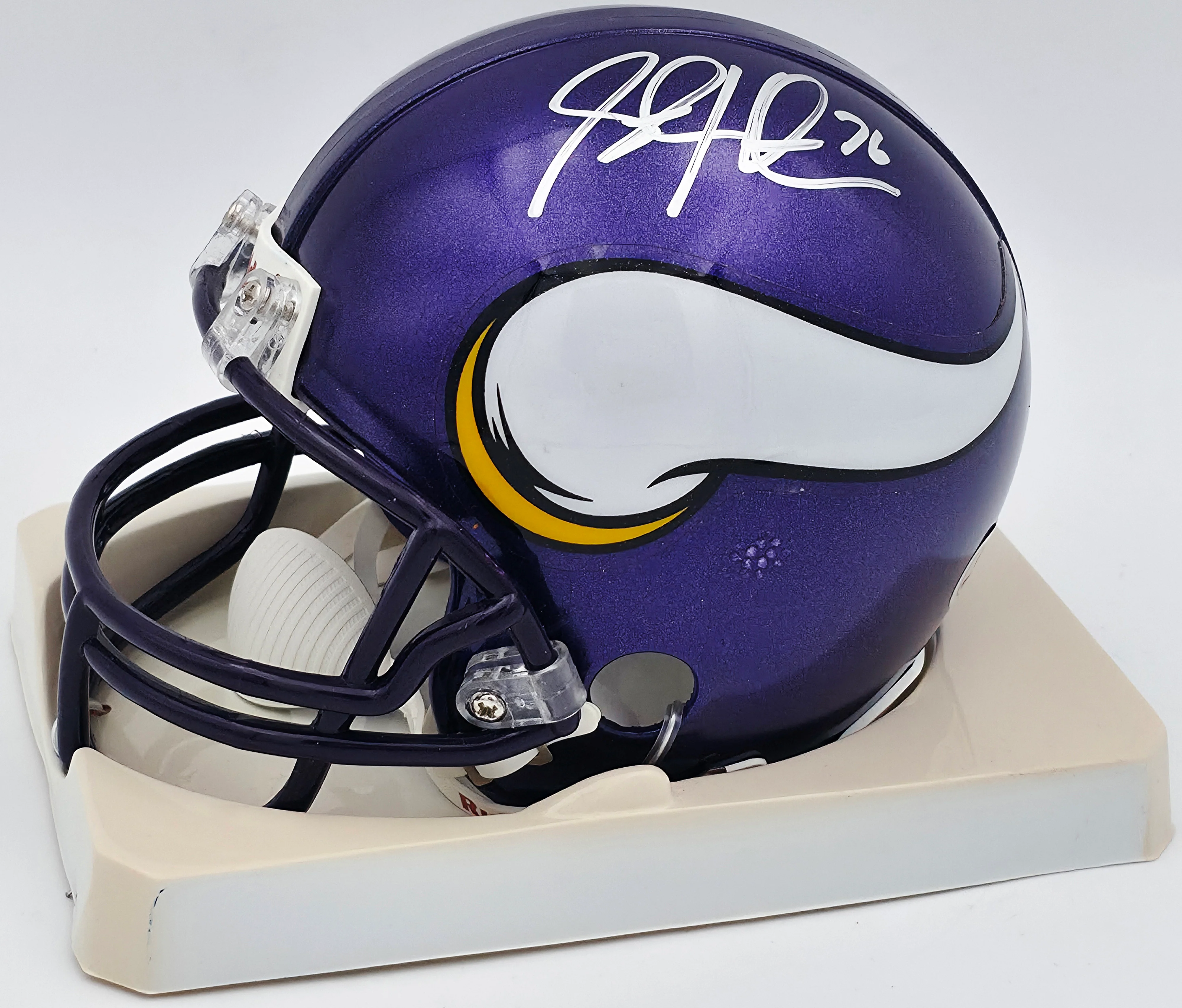Steve Hutchinson Autographed Minnesota Vikings Purple Mini Helmet Beckett BAS QR #BS30342