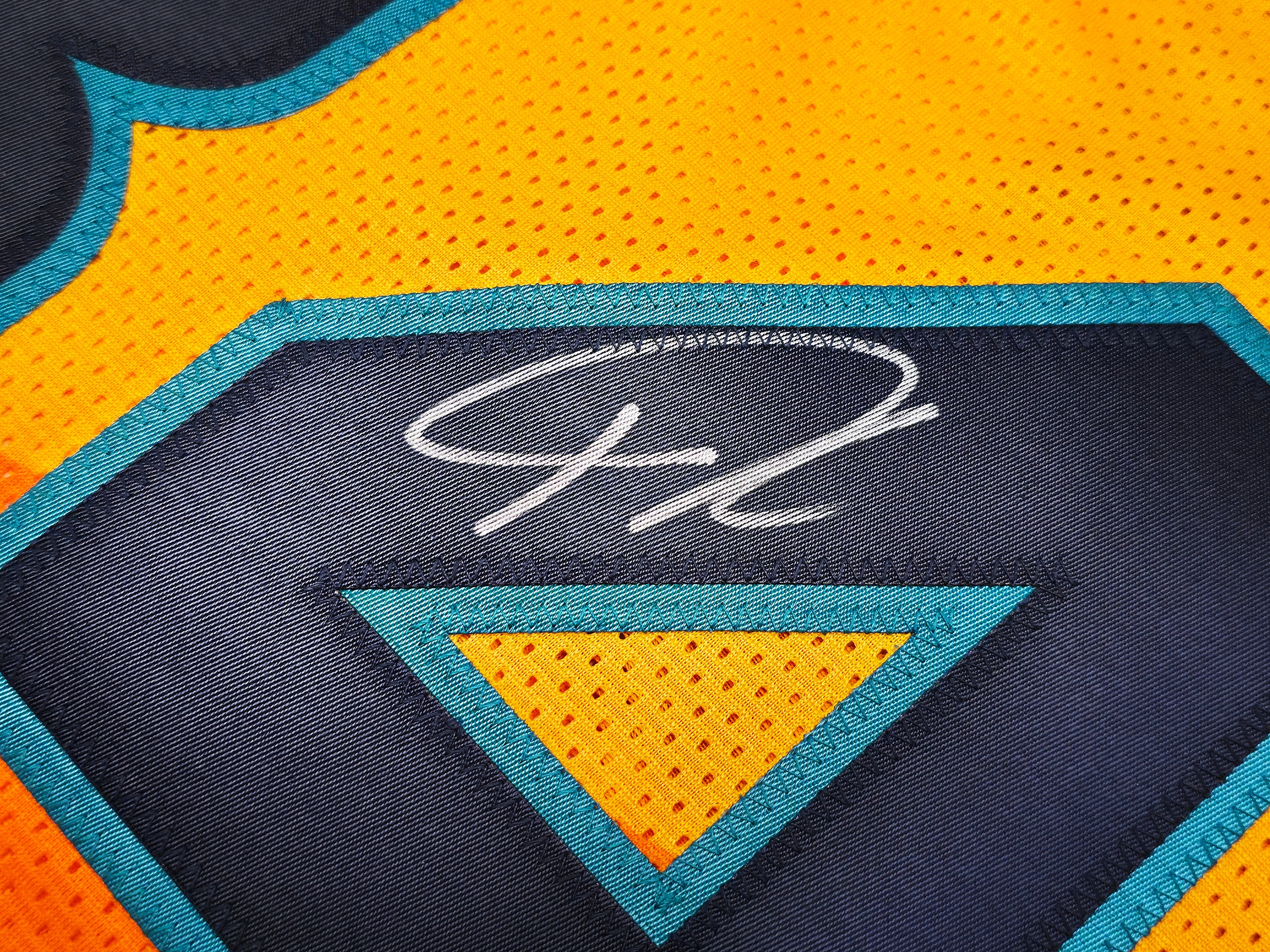 Team Greece Giannis Antetokounmpo Autographed Yellow Jersey JSA Stock #243021 - Image 4