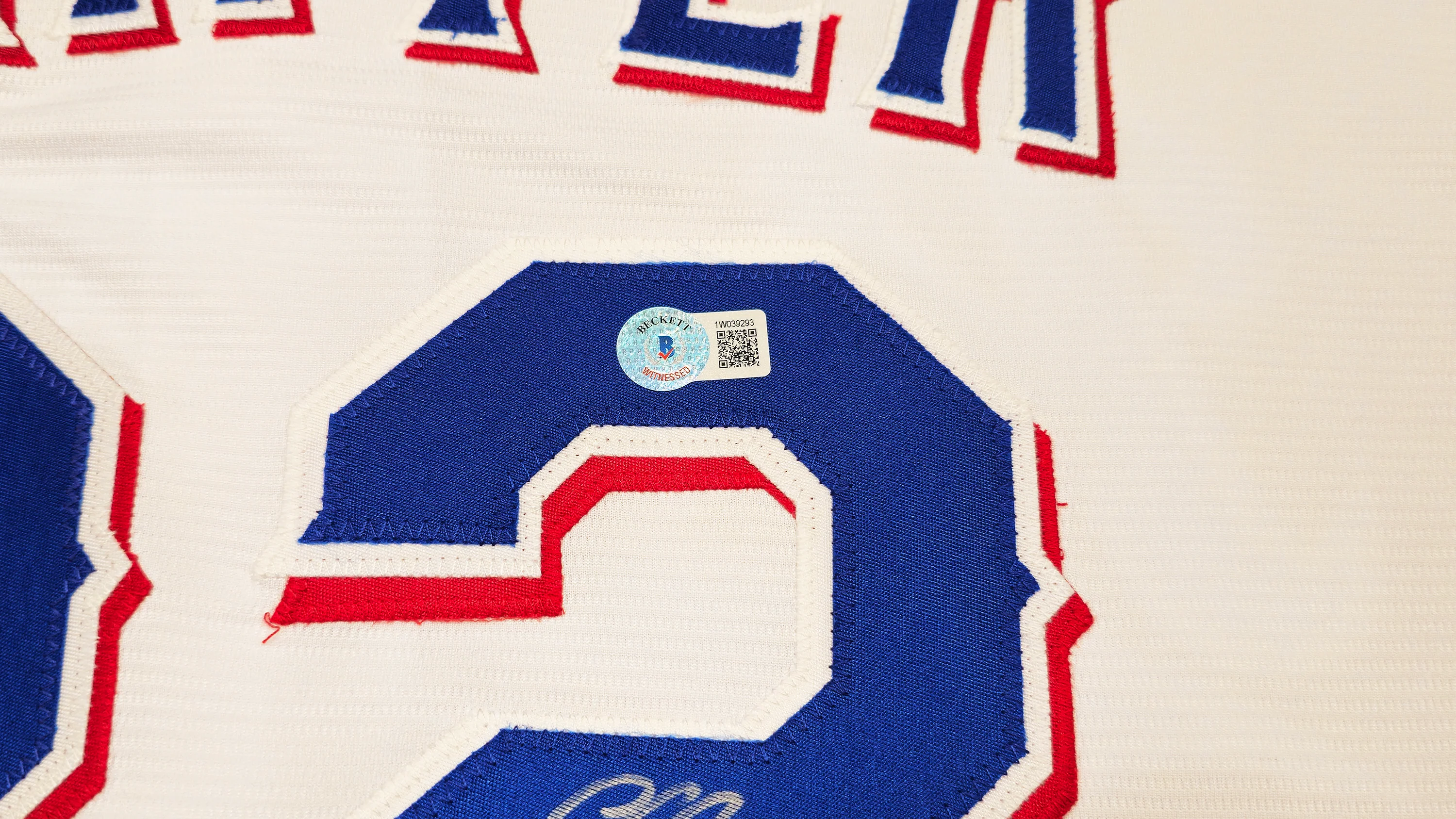 Texas Rangers Evan Carter Autographed White Nike Jersey Size 2XLT "23 WS Champs" Beckett BAS Witness Stock #236694 - Image 5
