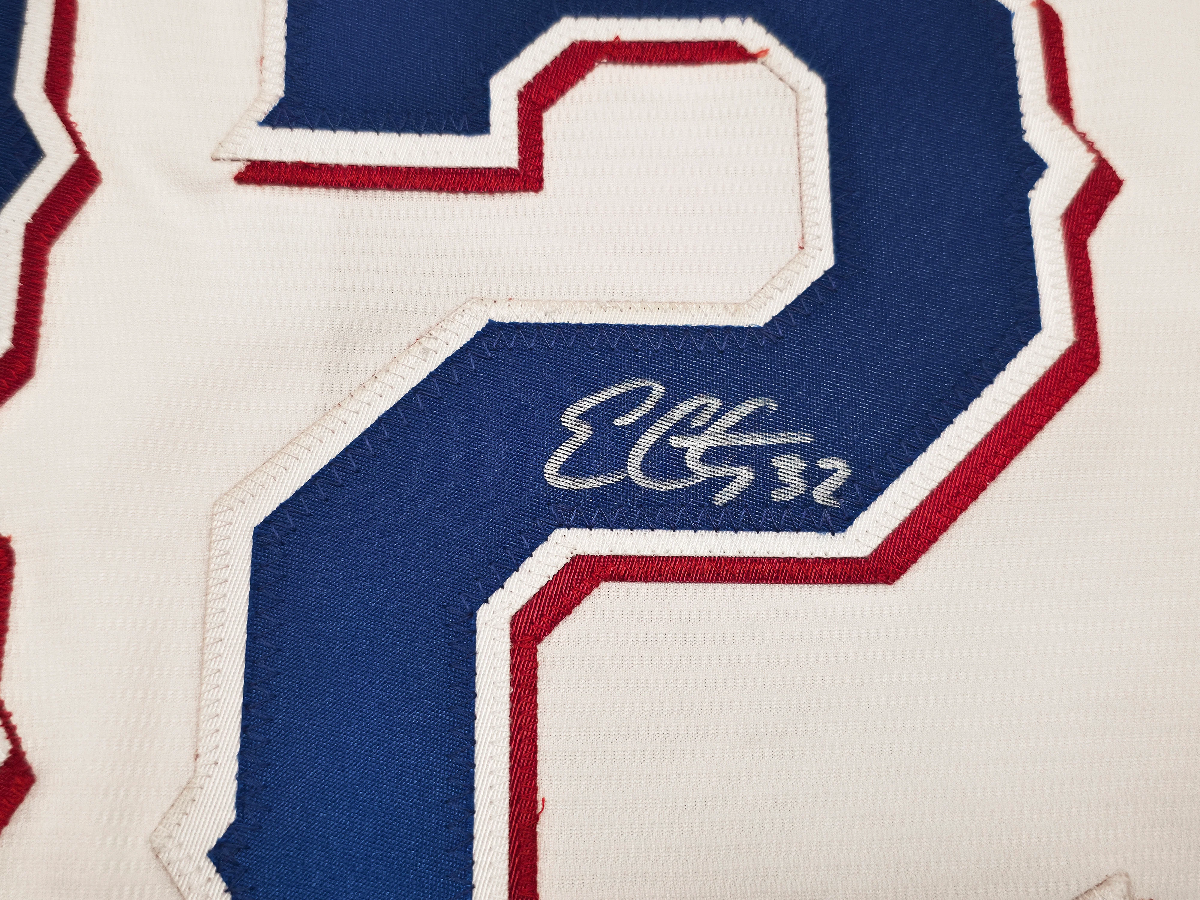 Texas Rangers Evan Carter Autographed White Nike Jersey Size XXL "23 WS Champs" Beckett BAS Witness Stock #252438 - Image 3