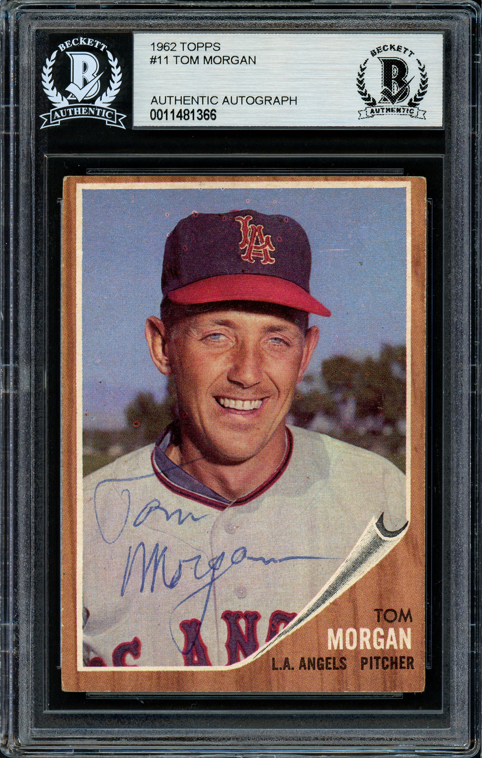 Tom Morgan Autographed 1962 Topps Card #11 Los Angeles Angels Beckett BAS #11481366