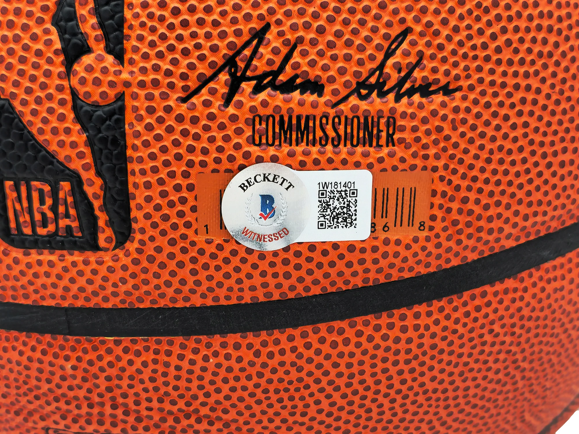 Tony Parker Autographed Authentic Indoor/Outdoor IO Basketball San Antonio Spurs Beckett BAS Witness Stock #222838 - Image 4