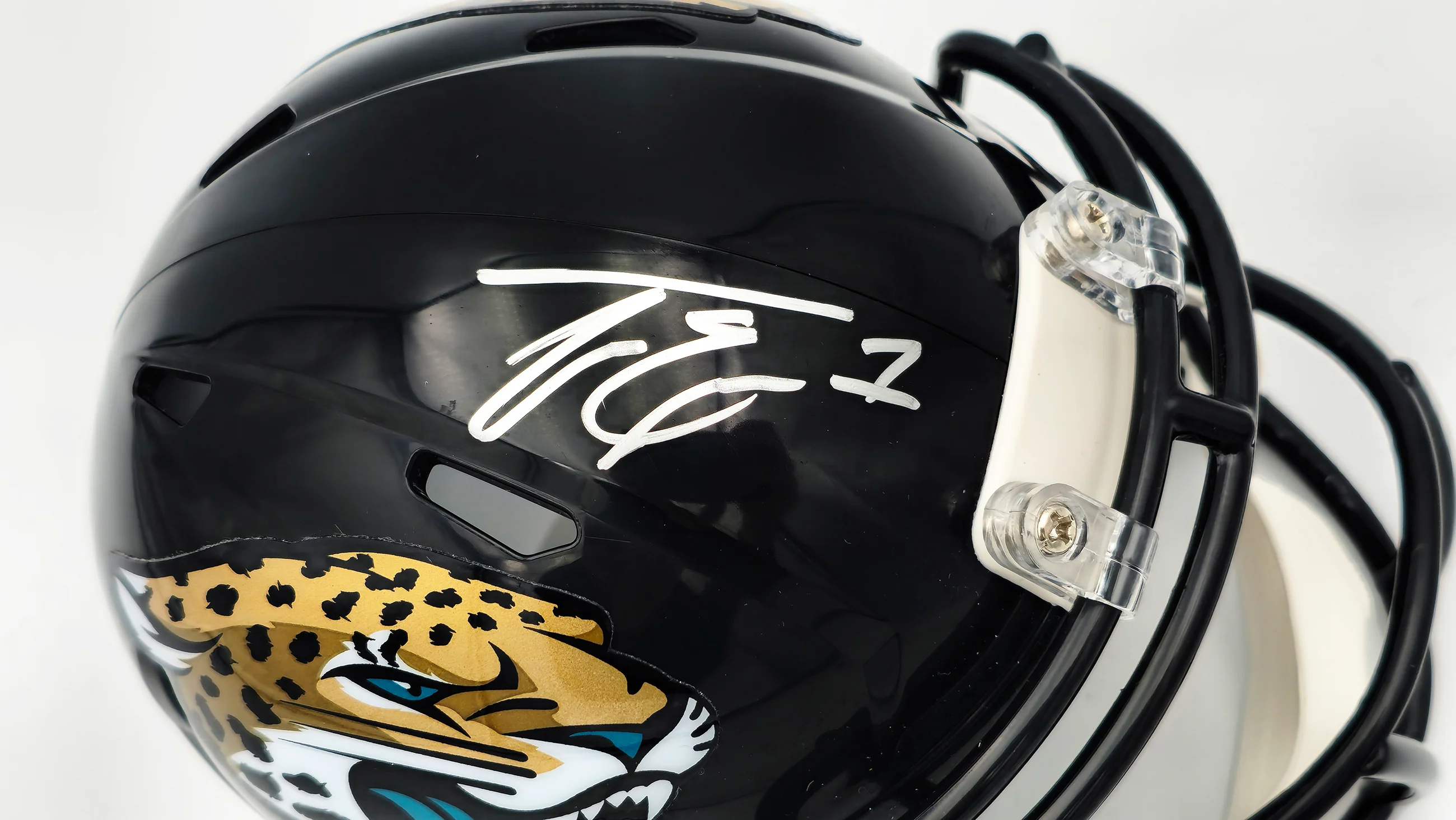 Travis Etienne Autographed Jacksonville Jaguars Black Speed Mini Helmet Beckett BAS Witness Stock #225128 - Image 2