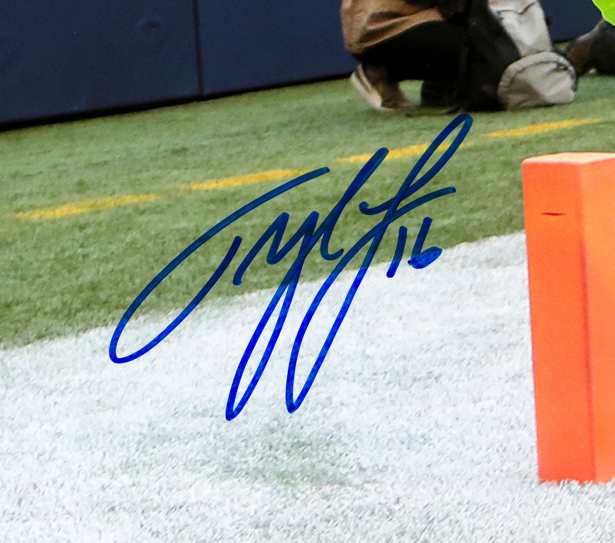 Tyler Lockett Autographed 16x20 Photo Seattle Seahawks Toe Tap Touchdown vs. Rams MCS Holo Stock #222051 - Image 2