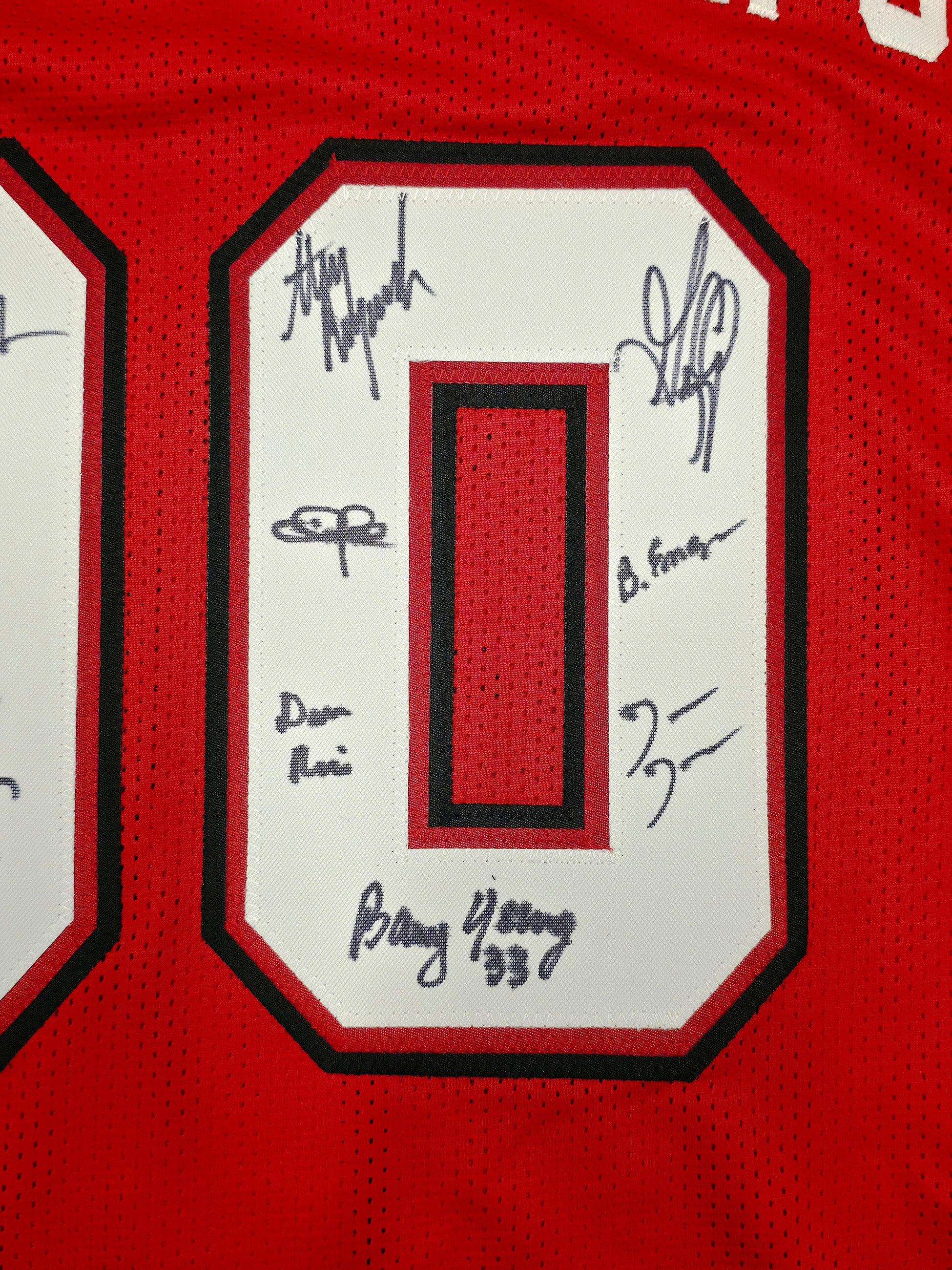 UNLV Runnin Rebels 1990 NCAA Champions Autographed Red Jersey With 13 Signatures Including Larry Johnson Beckett BAS Witness Stock #252797 - Image 4