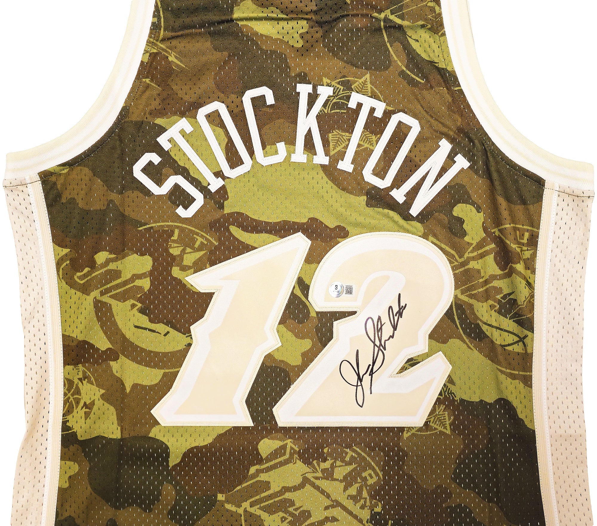 Utah Jazz John Stockton Autographed Green Authentic Mitchell & Ness 1998-99 Hardwood Classic Swingman Ghost Camo Jersey Size L Beckett BAS Witness Stock #224348 - Image 3