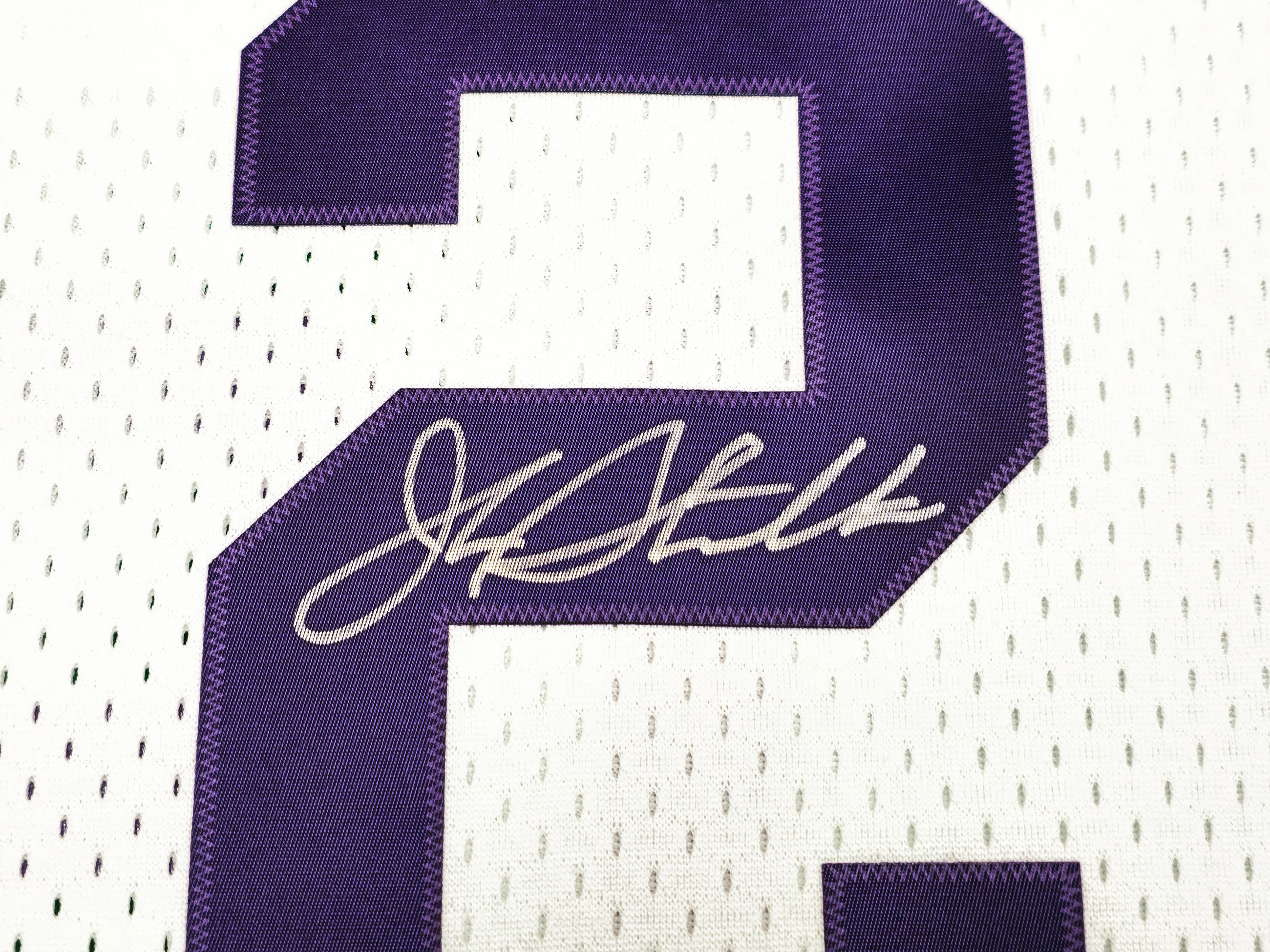 Utah Jazz John Stockton Autographed White Authentic Mitchell & Ness 1991-92 Hardwood Classic Swingman Jersey Size L Beckett BAS Witness Stock #224339 - Image 4