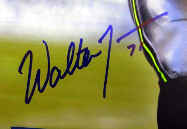 Walter Jones Autographed 16x20 Photo Seattle Seahawks MCS Holo Stock #72812 - Image 2