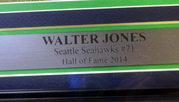 Walter Jones Autographed Framed 8x10 Photo Seattle Seahawks MCS Holo Stock #100322 - Image 3