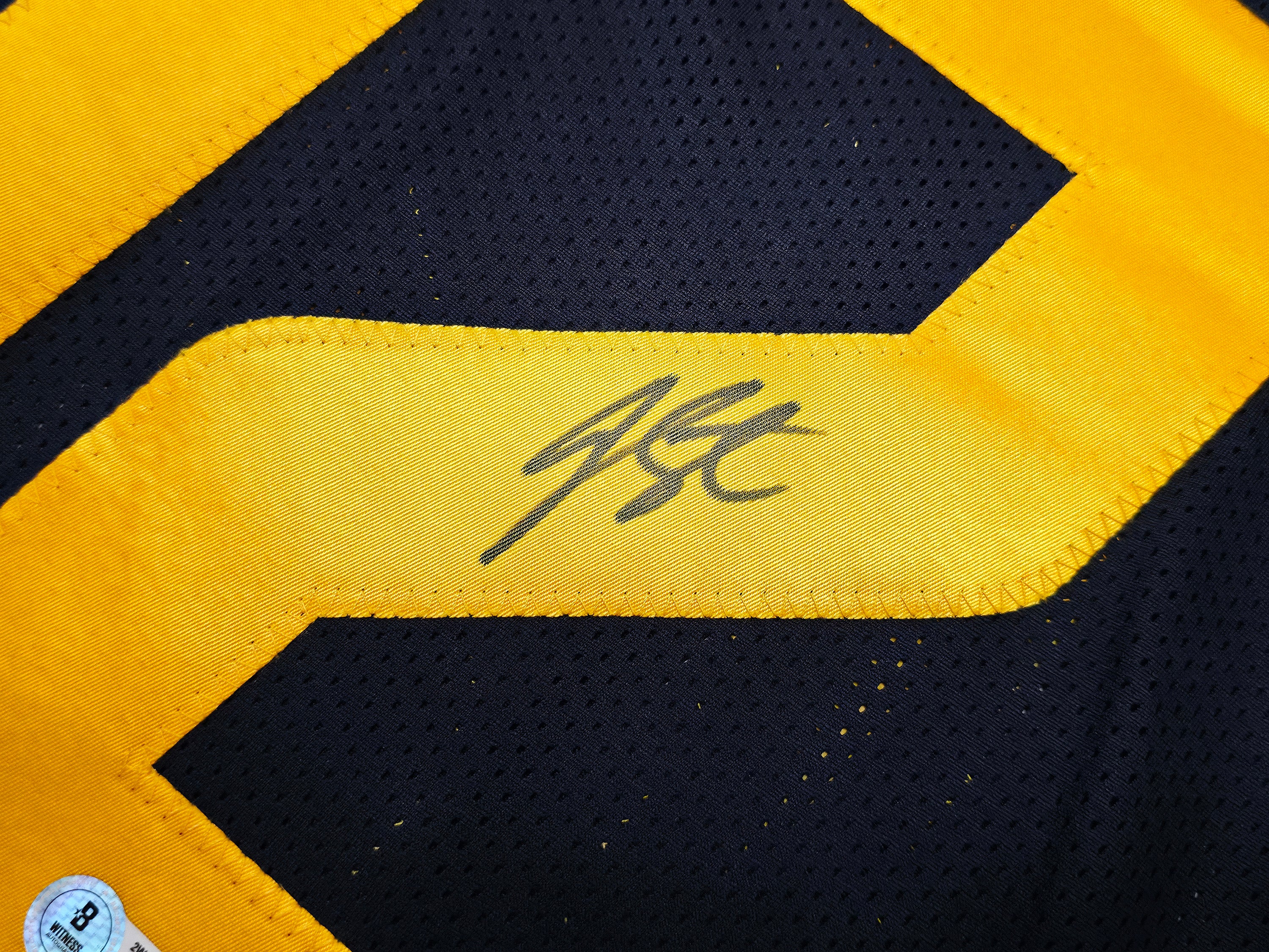 West Virginia Mountaineer Geno Smith Autographed Blue Jersey Beckett BAS Witness Stock #254165 - Image 2