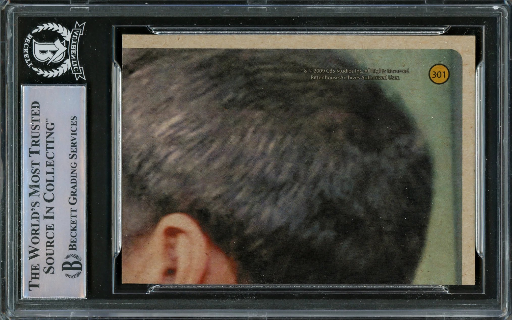 William Shatner Autographed 2009 Rittenhouse Card #301 Star Trek Captain Kirk The Original Series 40th Anniversary Beckett BAS #16581146 - Image 2