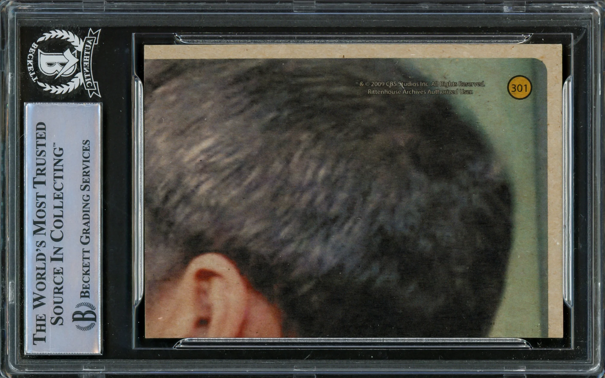 William Shatner Autographed 2009 Rittenhouse Card #301 Star Trek Captain Kirk The Original Series 40th Anniversary Beckett BAS #16581147 - Image 2