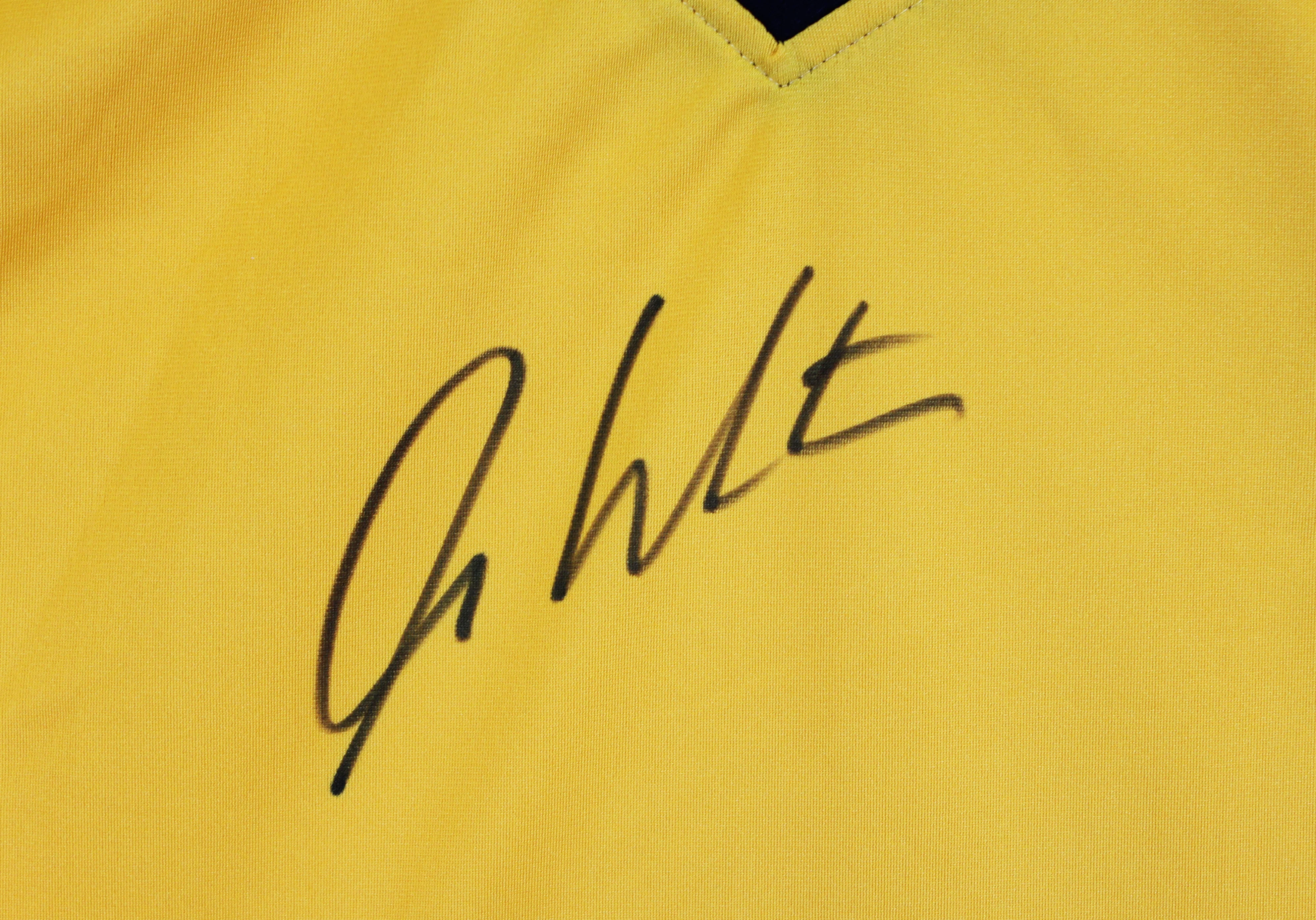 William Shatner Star Trek Authentic Signed Uniform Shirt JSA #AU66669 - Image 3