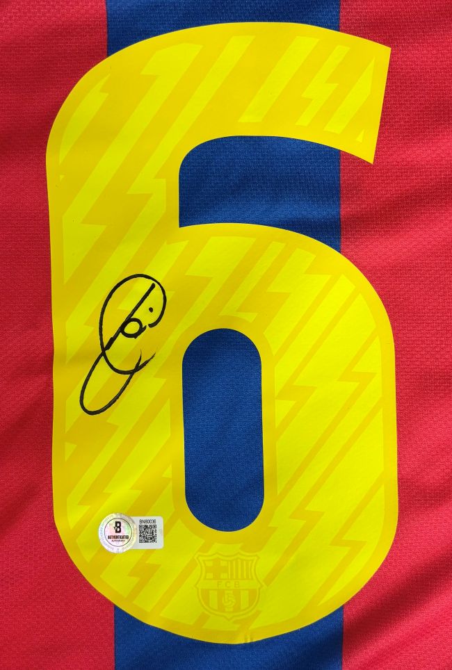 Xavi Signed Barcelona 2010/11 Nike Soccer Jersey BAS - Image 2