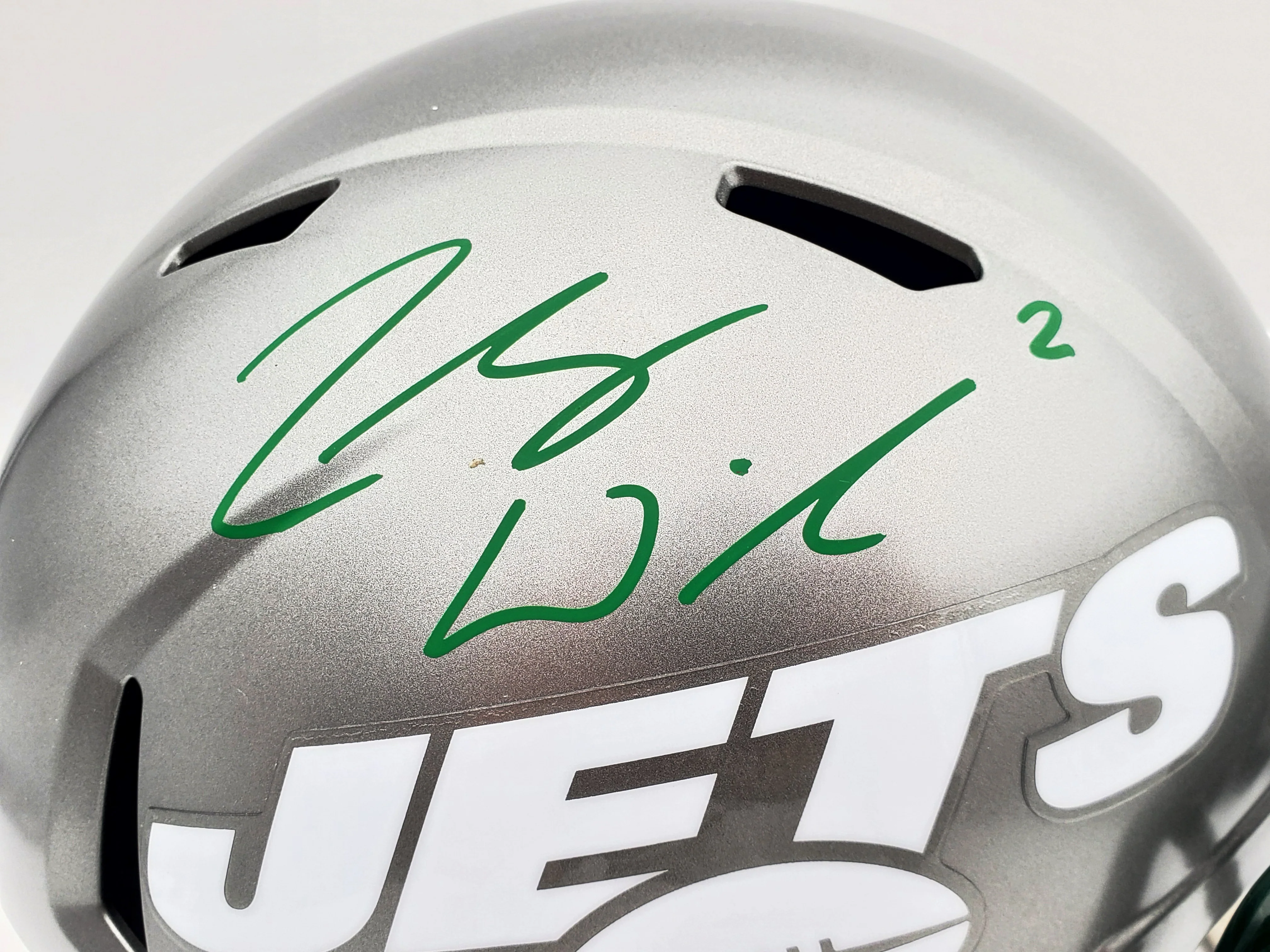 Zach Wilson Autographed New York Jets Flash Silver Full Size Replica Speed Helmet Beckett BAS QR Stock #197084 - Image 2