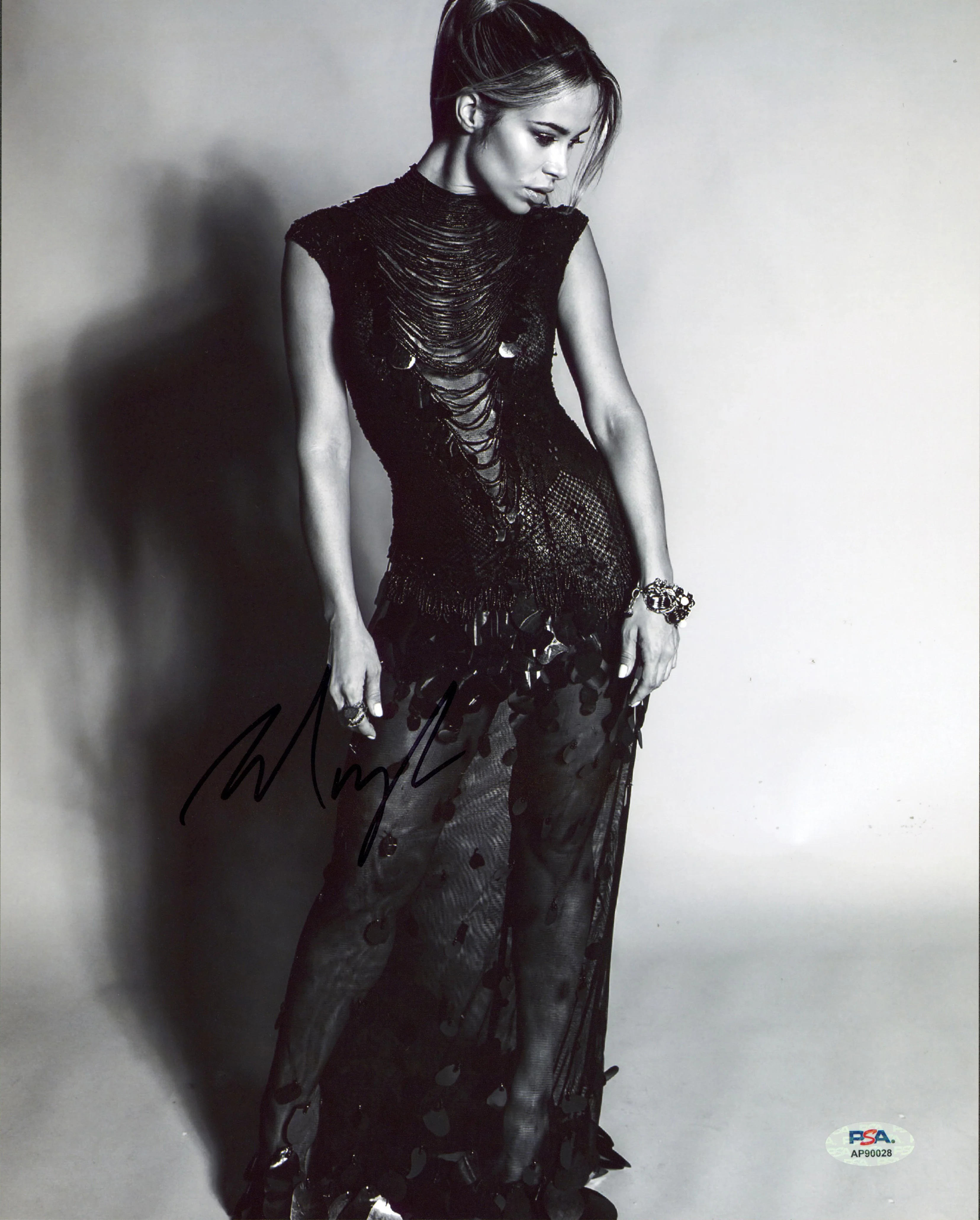Zulay Henao Fighters Authentic Signed 11x14 Vertical Photo PSA/DNA #AP90028 - Image 2